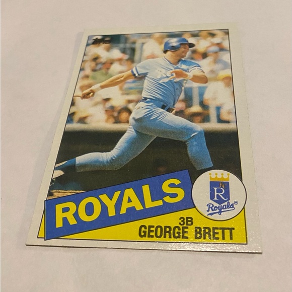 George Brett 1985 Topps Baseball Card # 100 Kansas City Royals Vintage - Picture 3 of 3